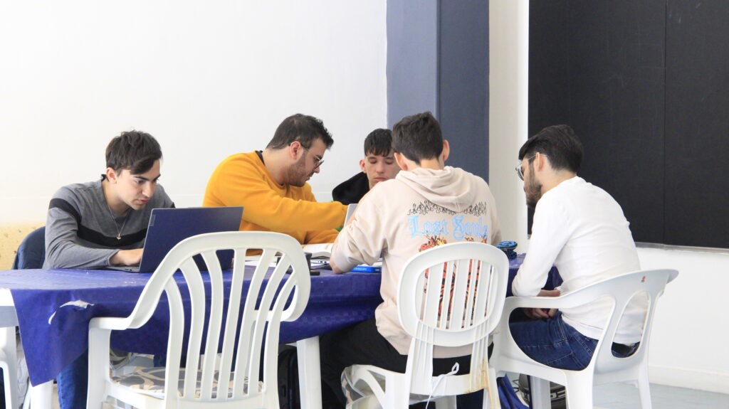 Aule del centro studi tiformiamonoi.it in Via Anchise 10, Trapani